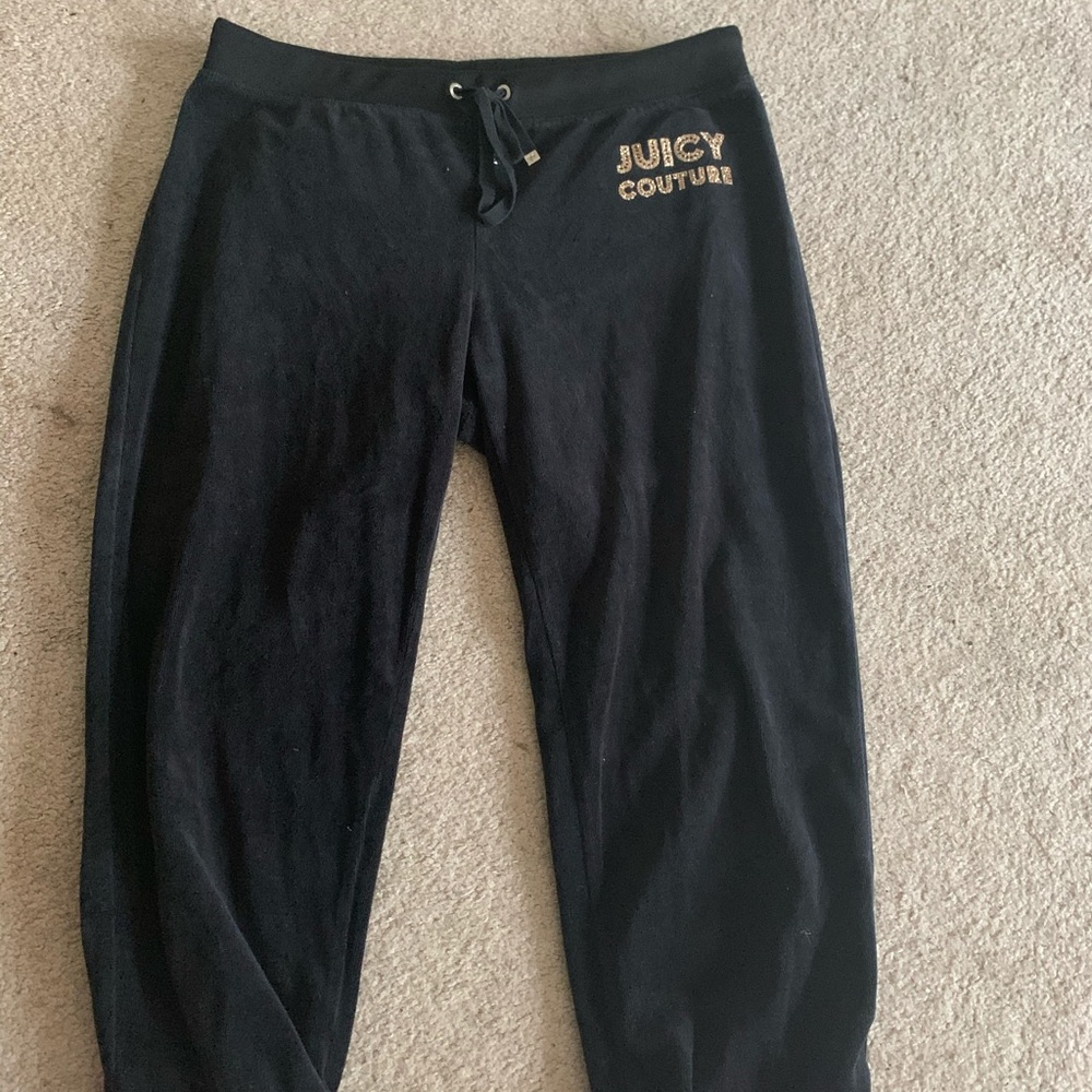 Vintage velvet juicy black capris